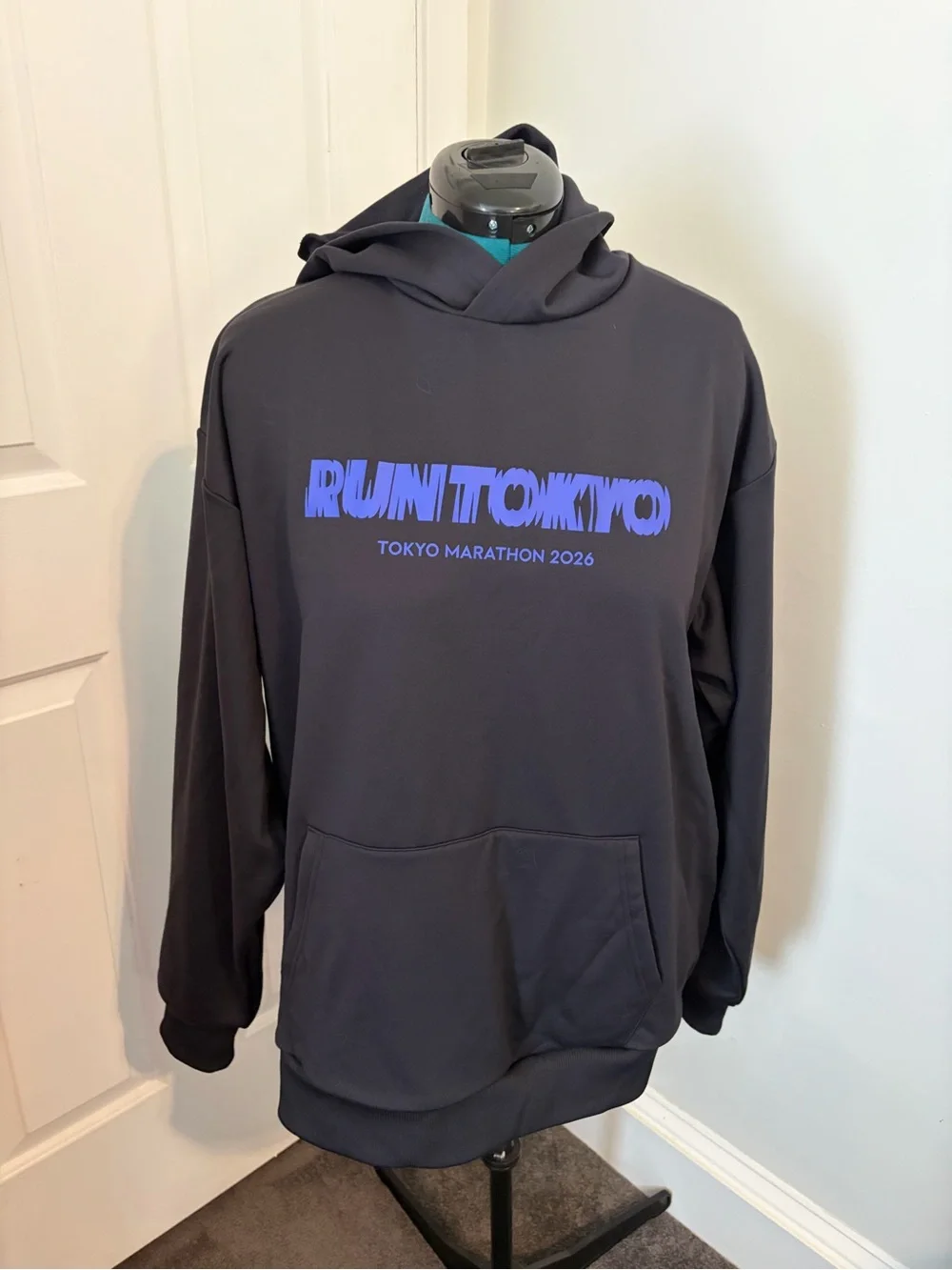 RUN TOKYO Graphic Black Hoodie  2026 Marathon Official asics NWT XL